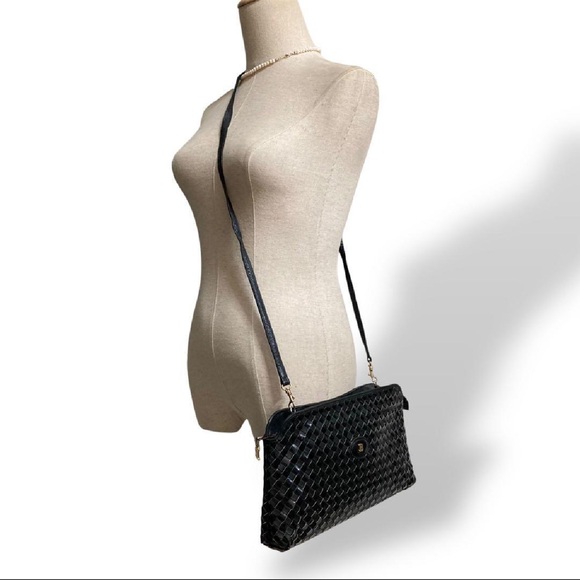 Bally Black Woven Leather Crossbody Shoulder Bag Gold Logo Italy STRONG BUY - Picture 6 of 7